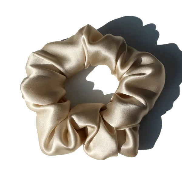 Scrunchies Luxe 🌸 | Élastiques Doux & Résistants pour Cheveux 💫