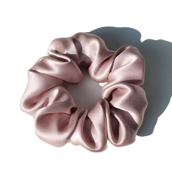 Scrunchies Luxe 🌸 | Élastiques Doux & Résistants pour Cheveux 💫