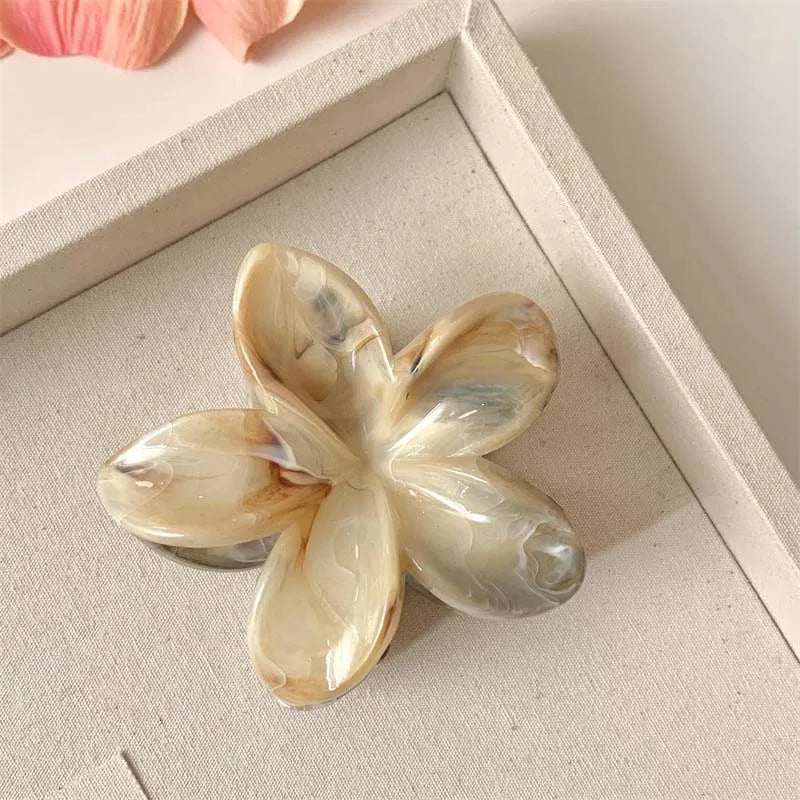 🌸 Pince à Cheveux Fleur d'Été en Acrylique – 🌿 Motif Marbré ✨
