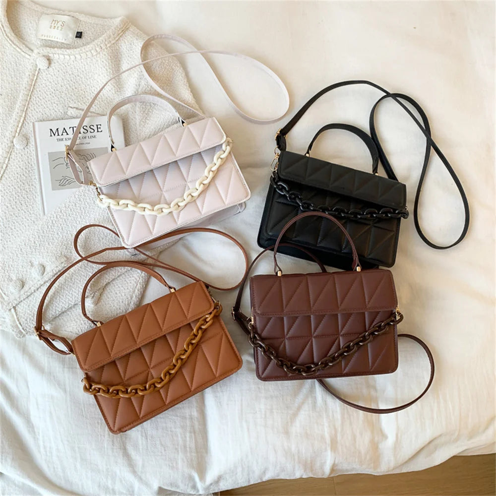Sacs à Carreaux Élégants